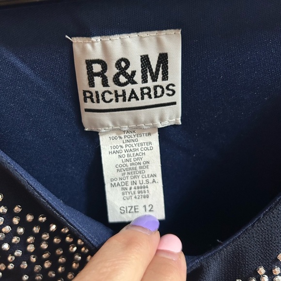 R&M Richards Women Navy Blue Embellished V-Neck Sleeveless Tank Top Size 12 - Picture 3 of 3